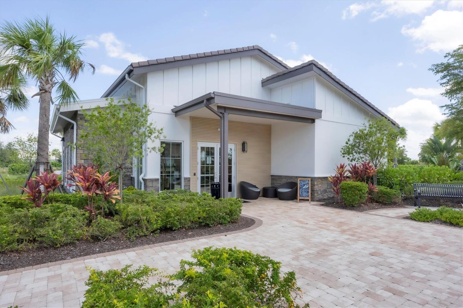 Image 36 of 60 For 3279 Hilltop Circle