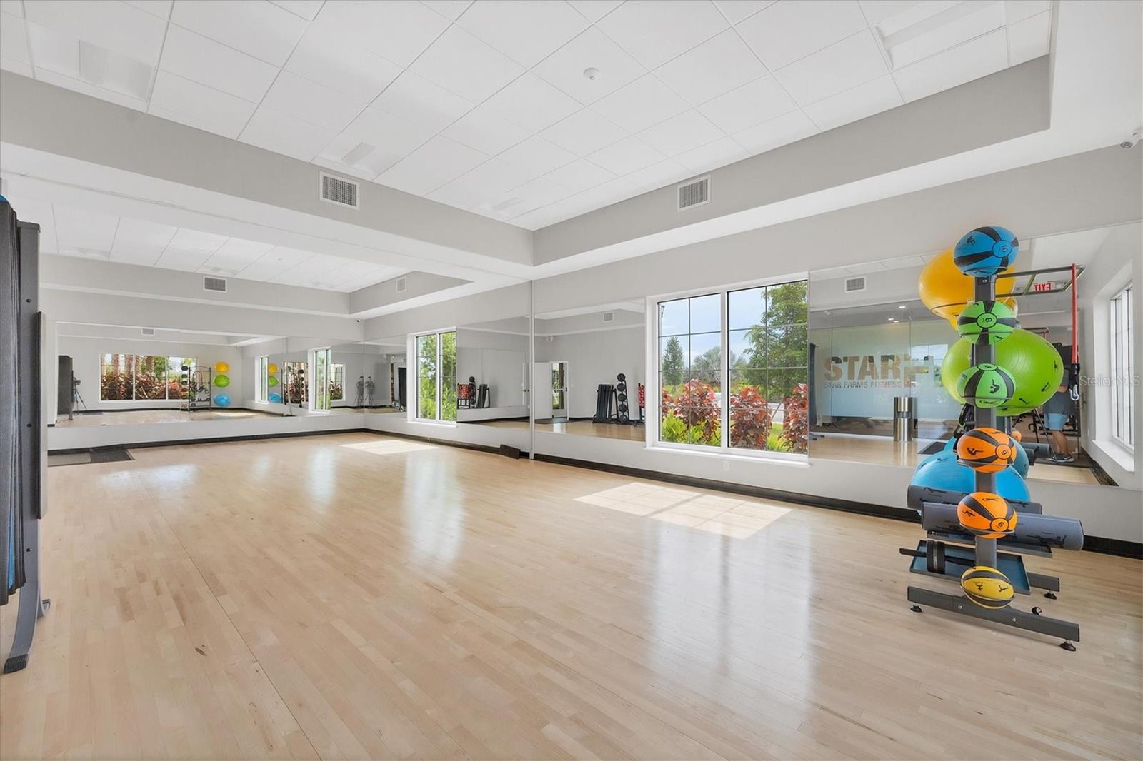 Image 46 of 60 For 3279 Hilltop Circle