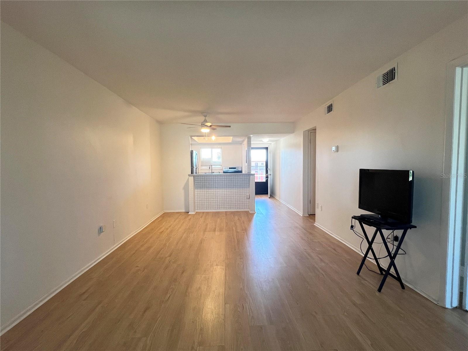 Image 16 of 41 For 4204 Heron Way B304