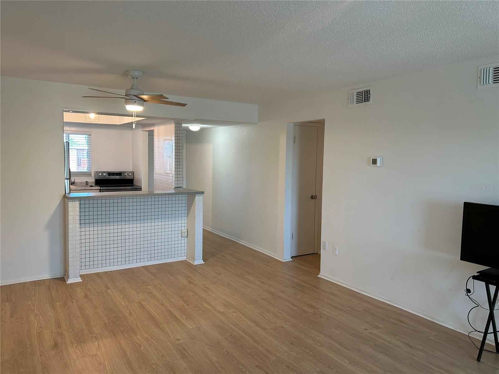 Image 18 of 41 For 4204 Heron Way B304