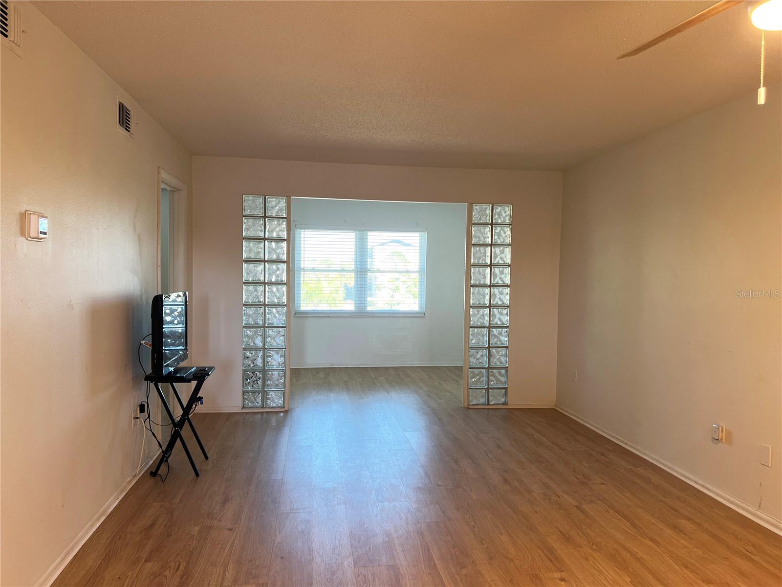 Image 6 of 41 For 4204 Heron Way B304