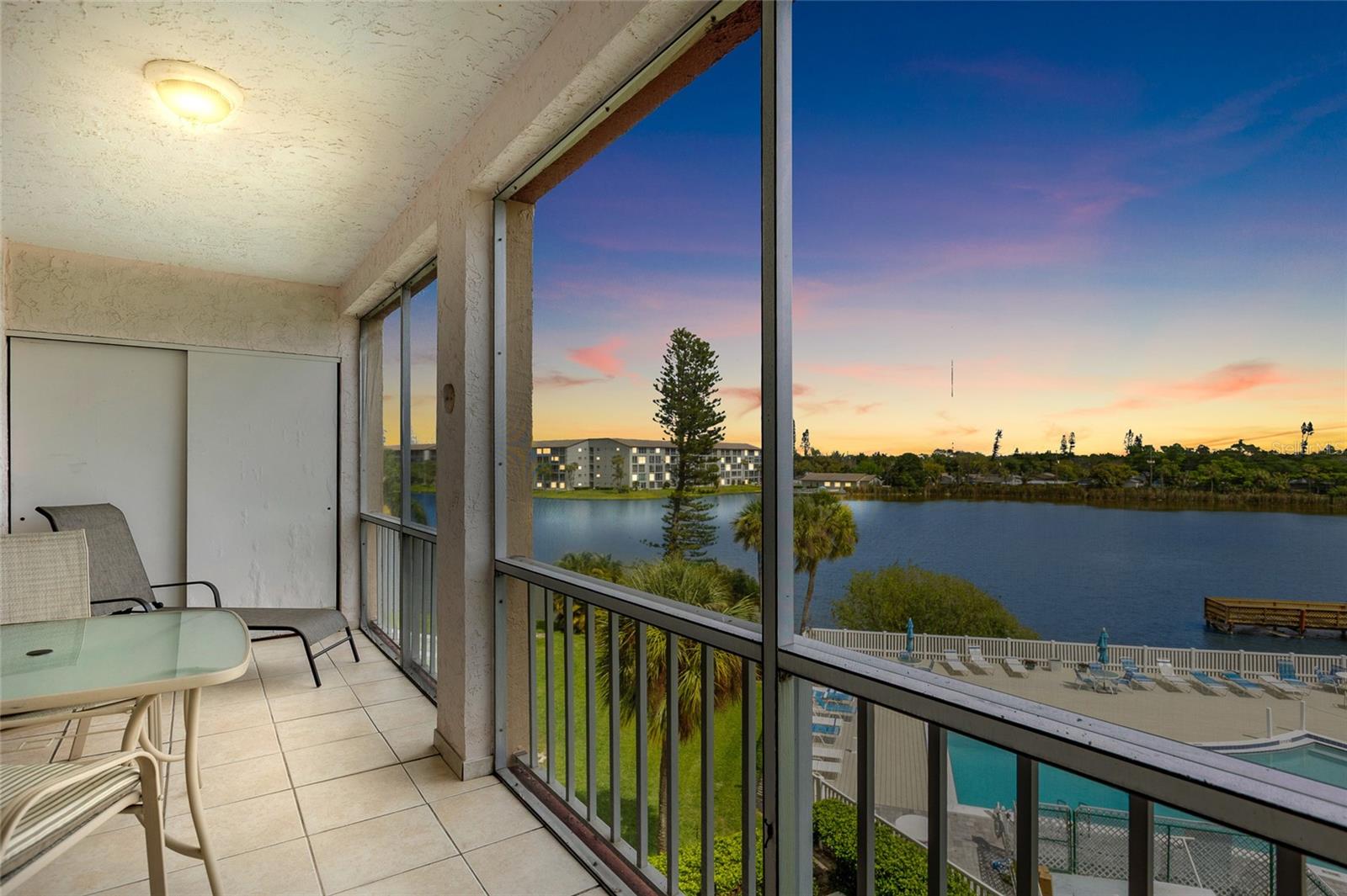 Image 18 of 39 For 3959 Lake Bayshore Drive F 412