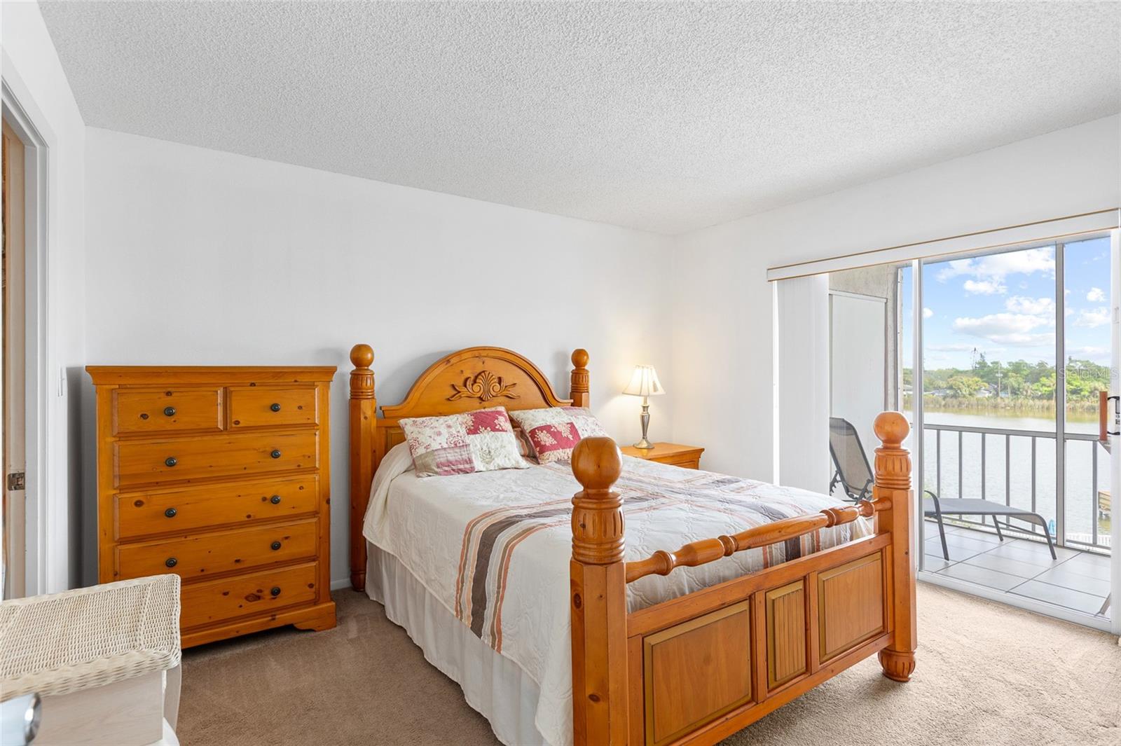 Image 24 of 39 For 3959 Lake Bayshore Drive F 412