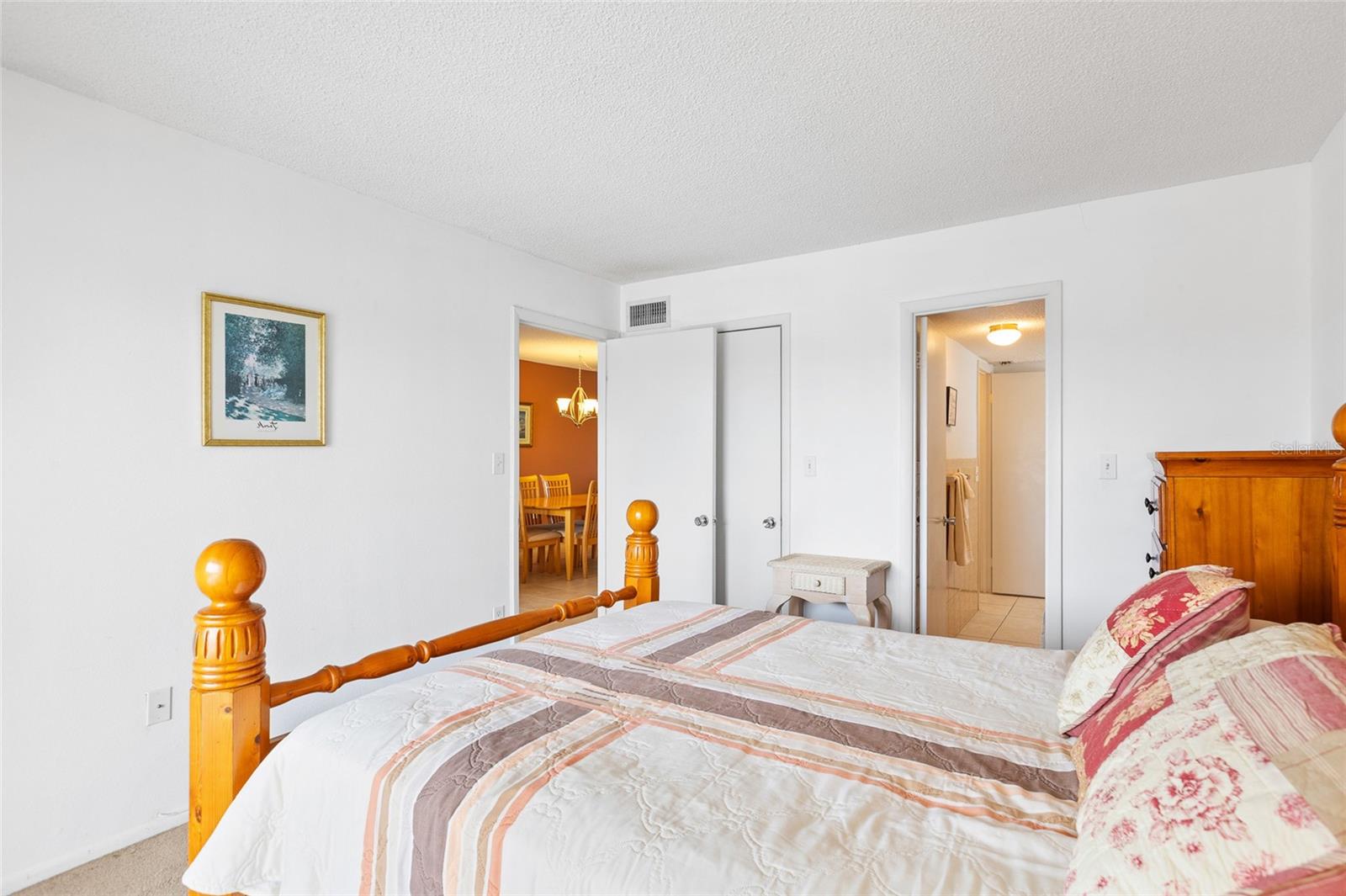 Image 25 of 39 For 3959 Lake Bayshore Drive F 412