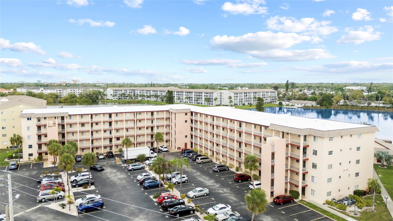 Image 32 of 39 For 3959 Lake Bayshore Drive F 412