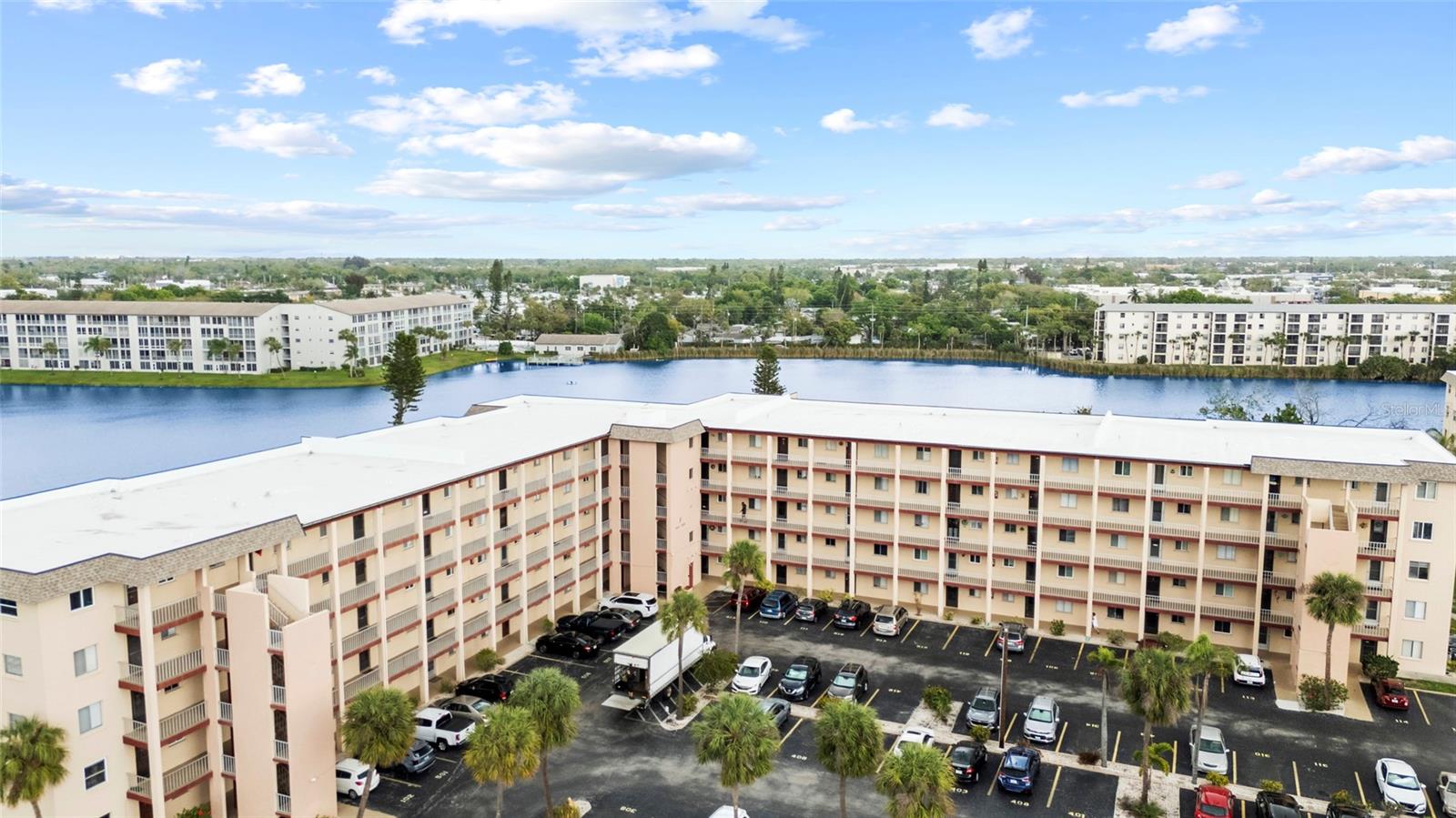 Image 35 of 39 For 3959 Lake Bayshore Drive F 412