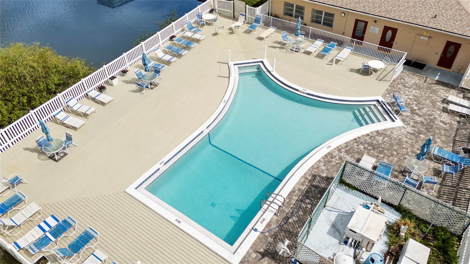 Image 37 of 39 For 3959 Lake Bayshore Drive F 412