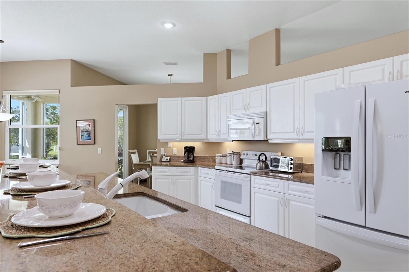 Image 12 of 72 For 8958 Olde Hickory Avenue