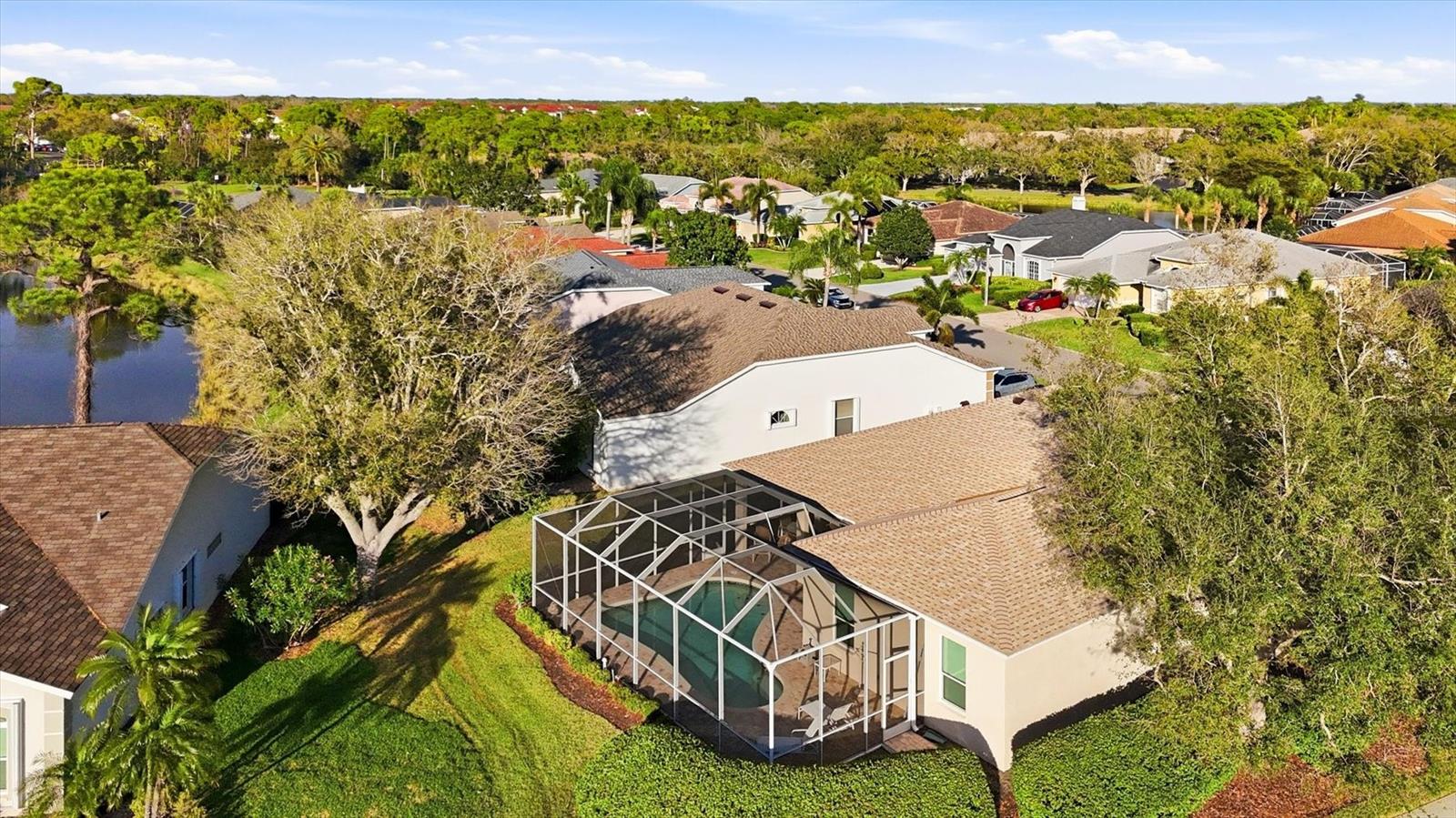 Image 39 of 72 For 8958 Olde Hickory Avenue