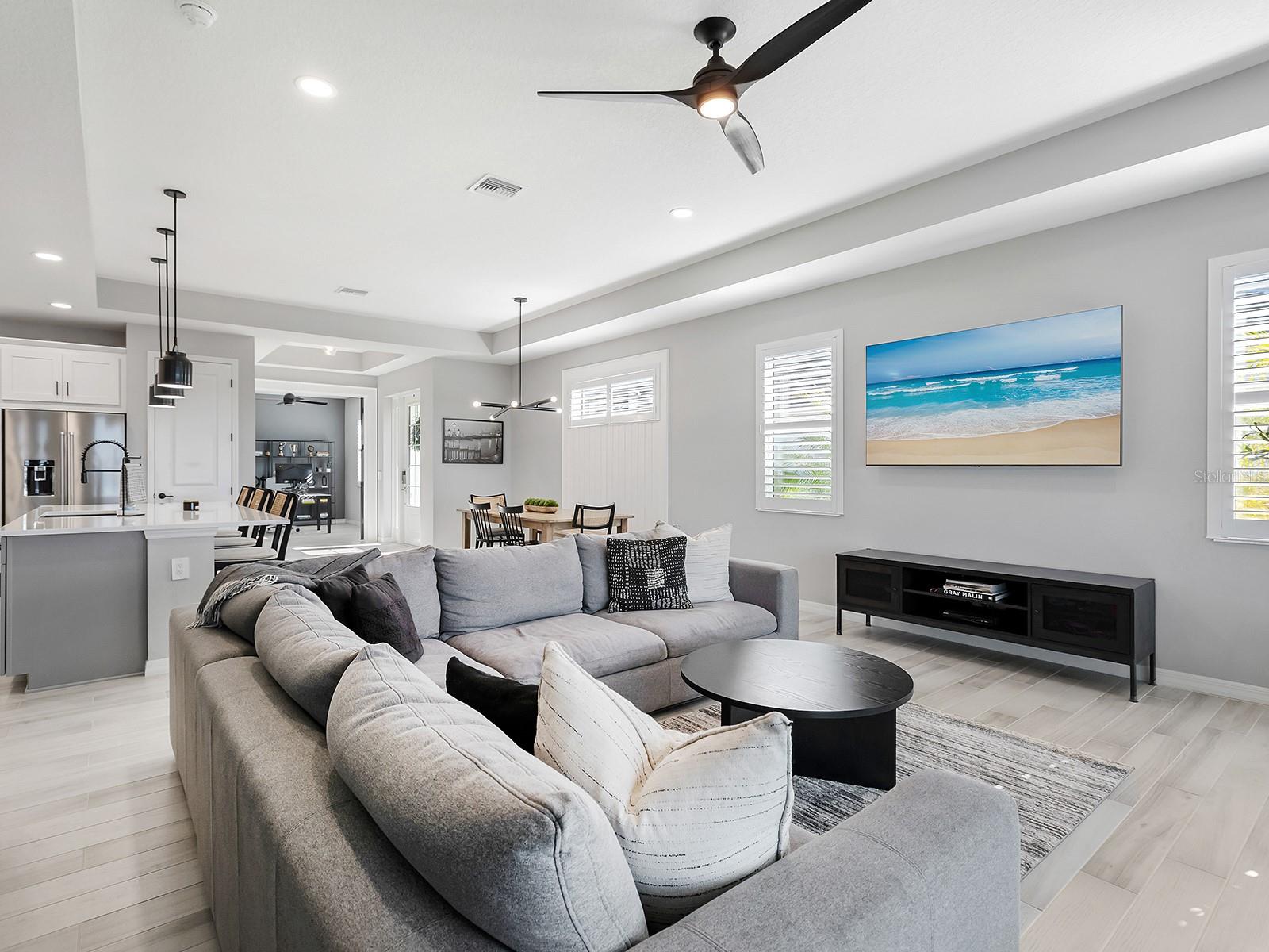 Image 14 of 61 For 913 Crosswind Avenue