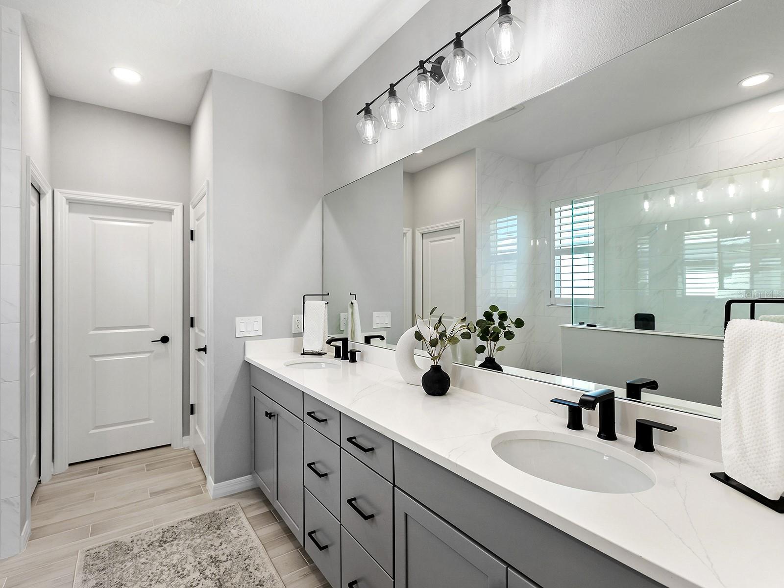 Image 22 of 61 For 913 Crosswind Avenue