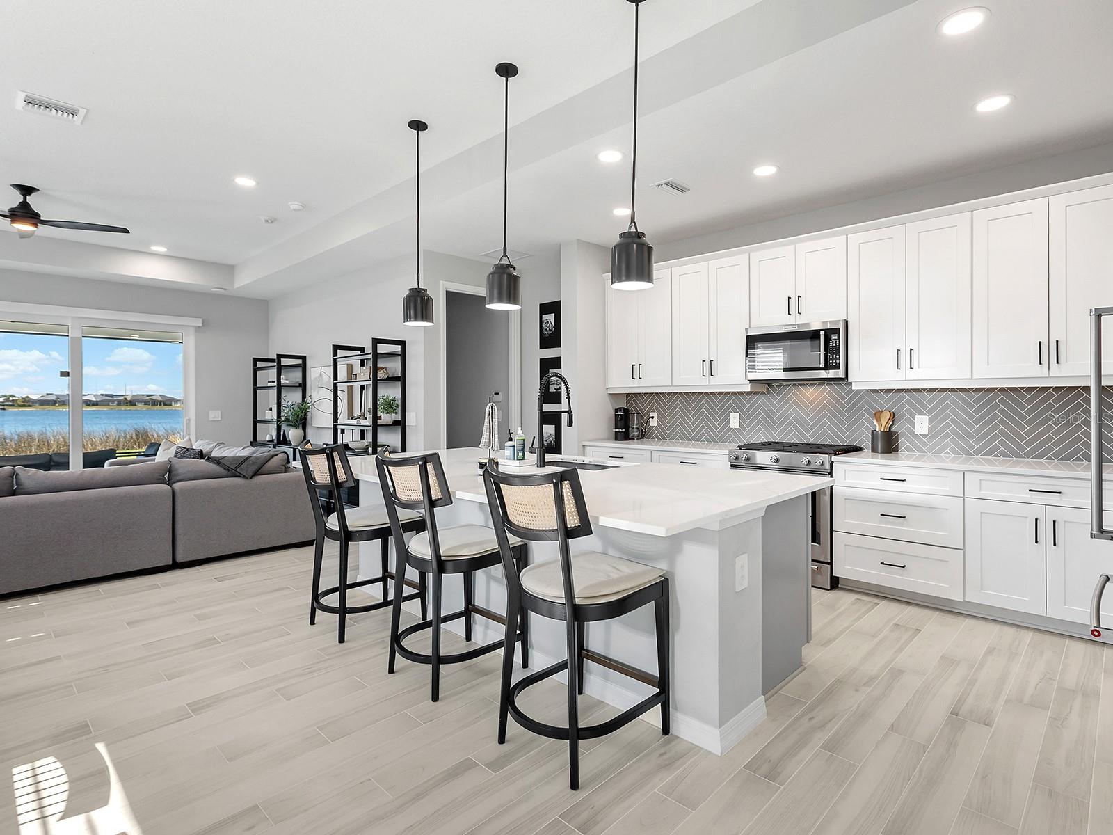 Image 5 of 61 For 913 Crosswind Avenue