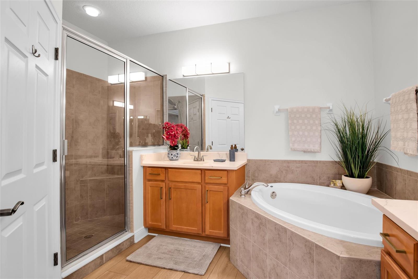 Image 25 of 63 For 6508 Moorings Point Circle 201