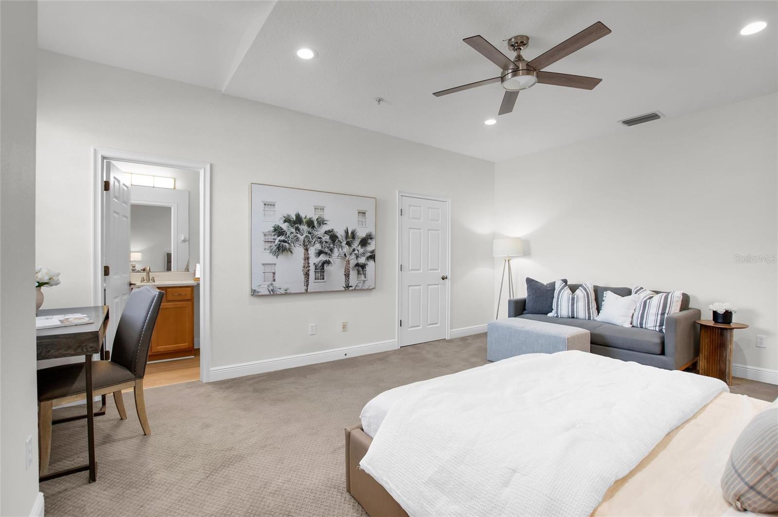 Image 26 of 63 For 6508 Moorings Point Circle 201