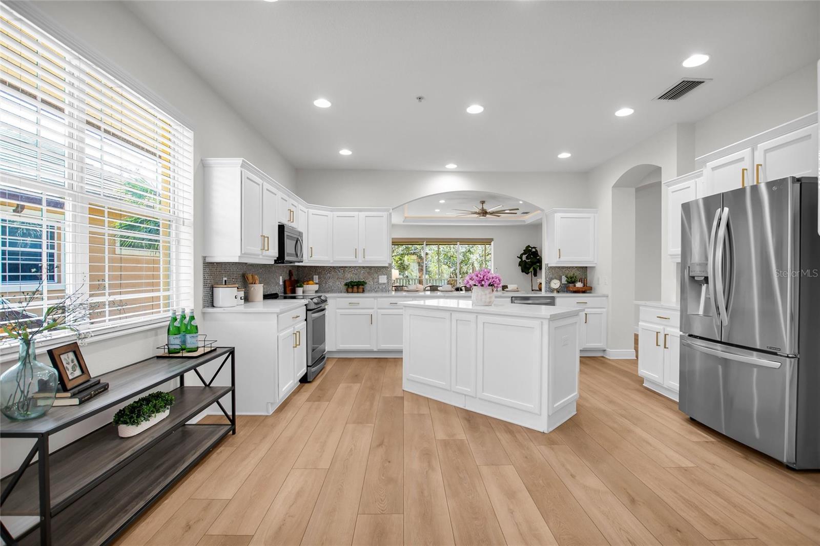 Image 9 of 63 For 6508 Moorings Point Circle 201