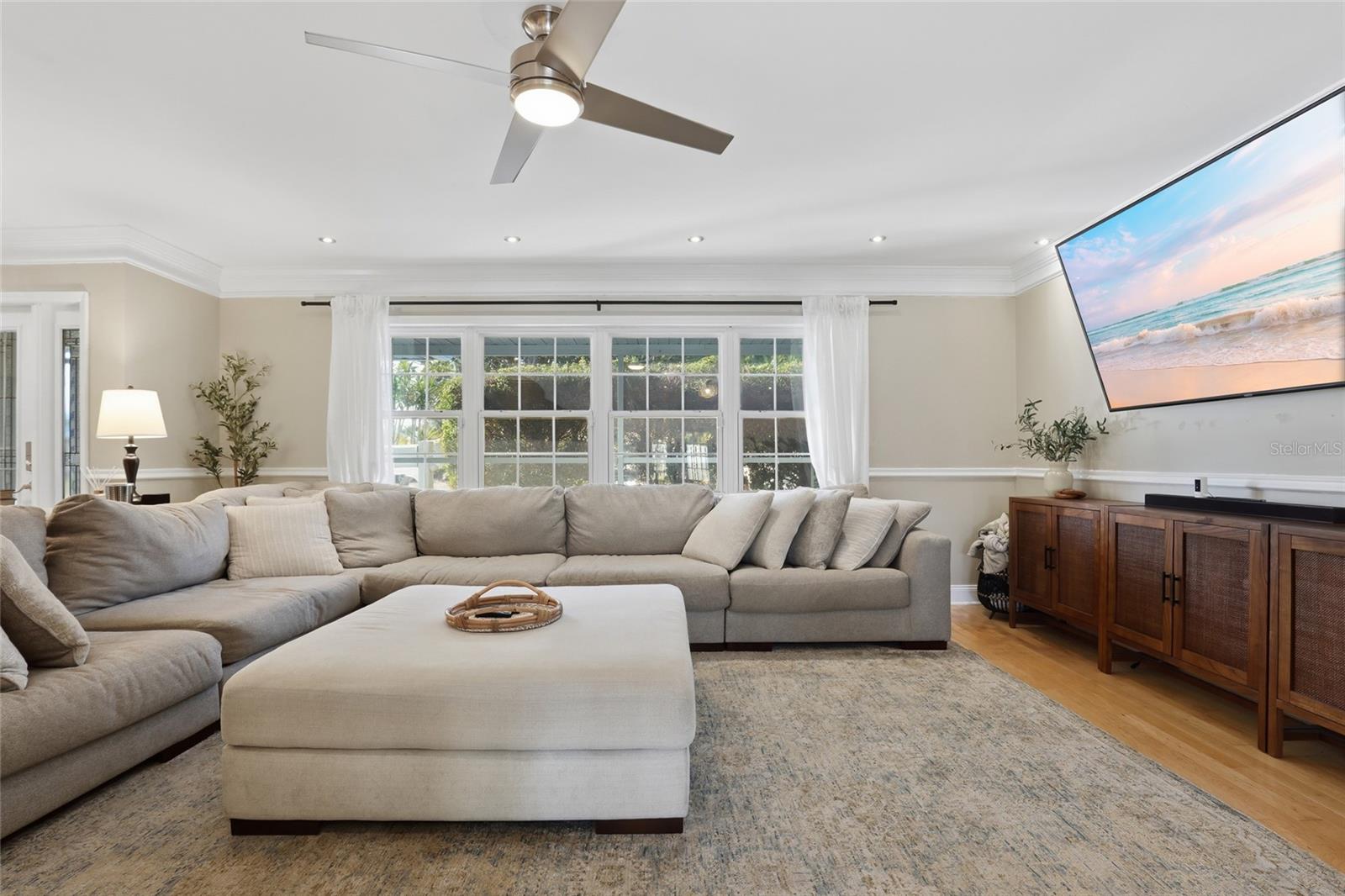 Image 11 of 44 For 3827 Sugar Lane