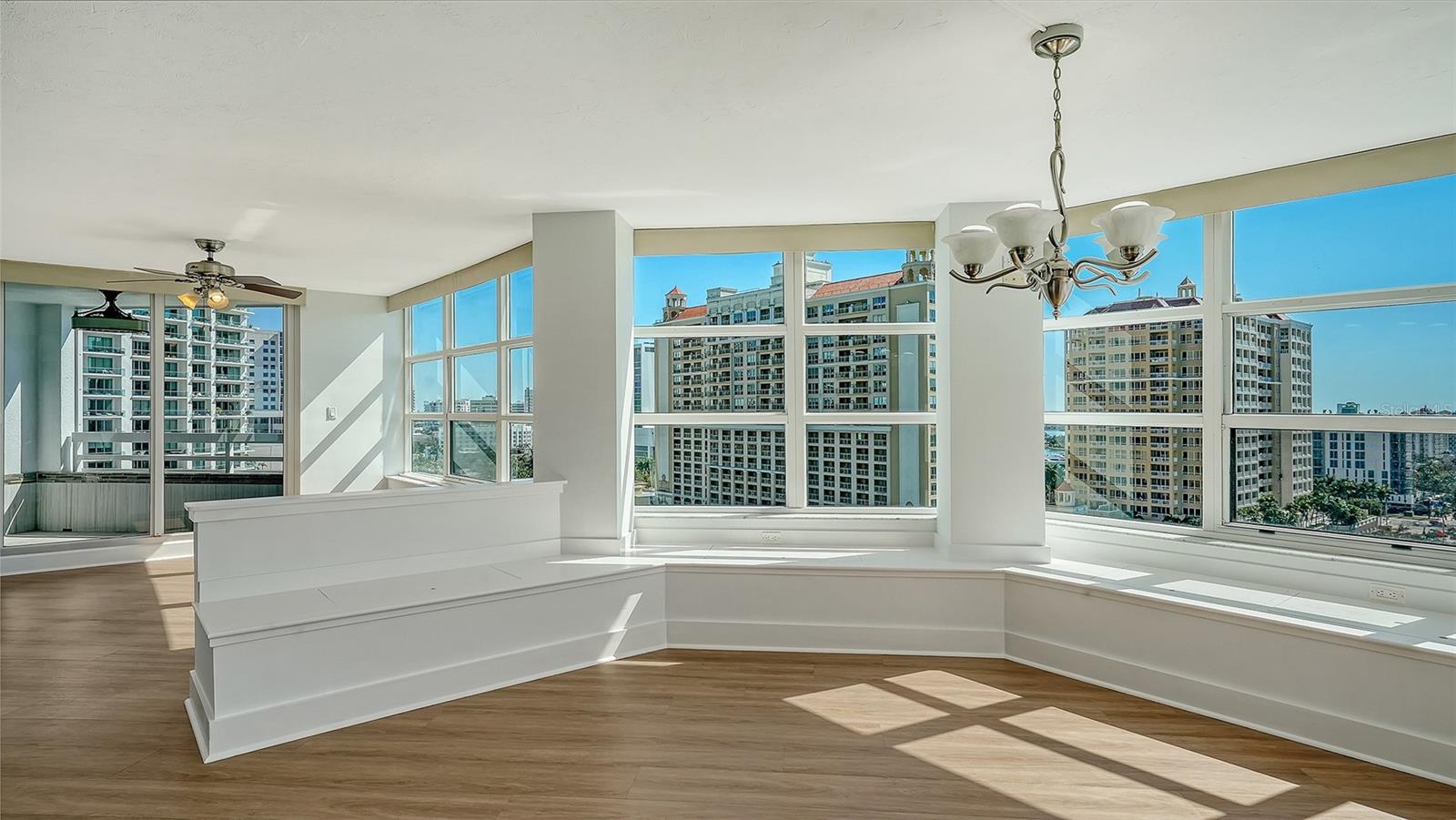 Image 13 of 68 For 888 Boulevard Of The Arts  1401