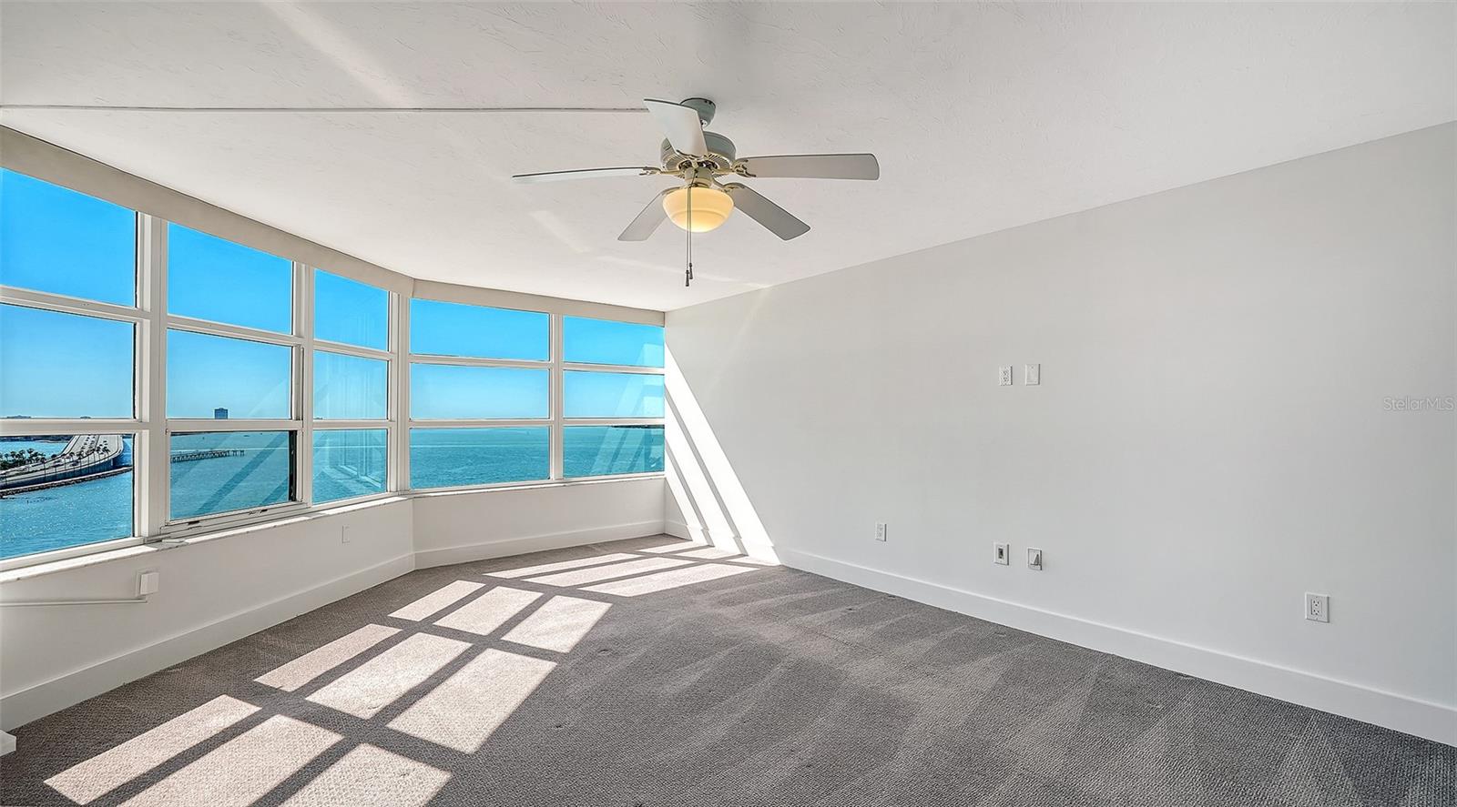 Image 23 of 68 For 888 Boulevard Of The Arts  1401