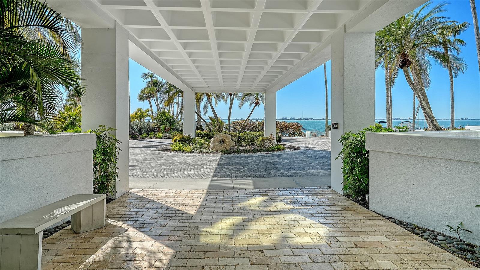 Image 40 of 68 For 888 Boulevard Of The Arts  1401