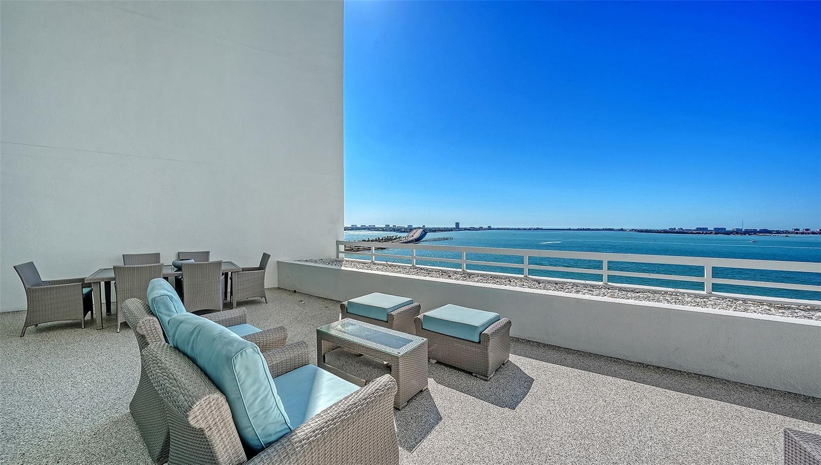 Image 41 of 68 For 888 Boulevard Of The Arts  1401