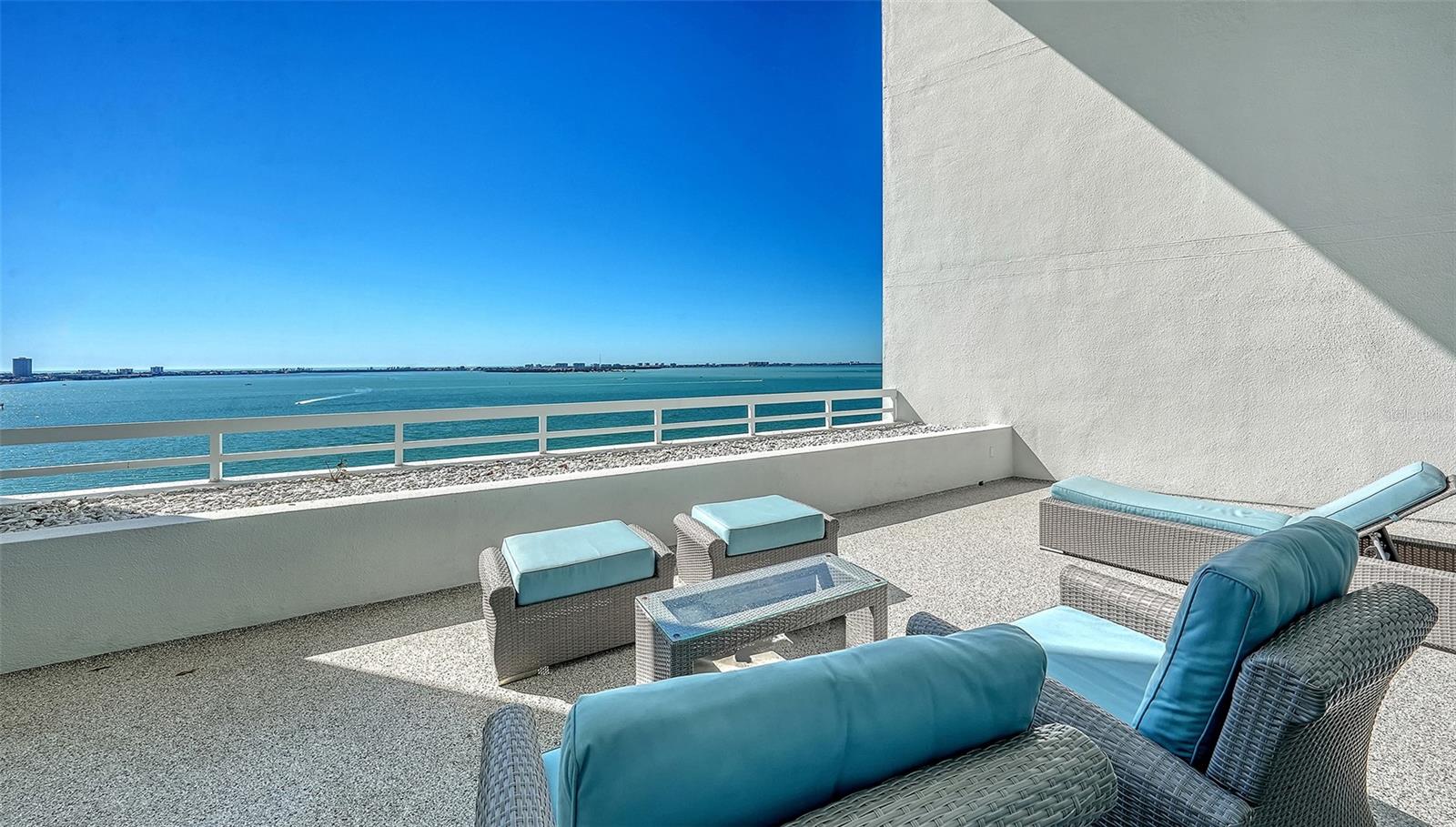 Image 42 of 68 For 888 Boulevard Of The Arts  1401