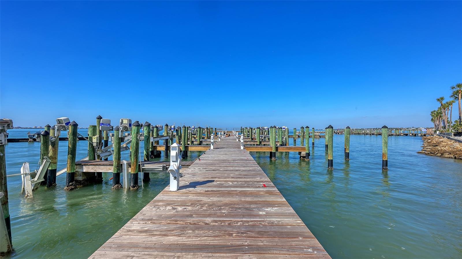 Image 48 of 68 For 888 Boulevard Of The Arts  1401