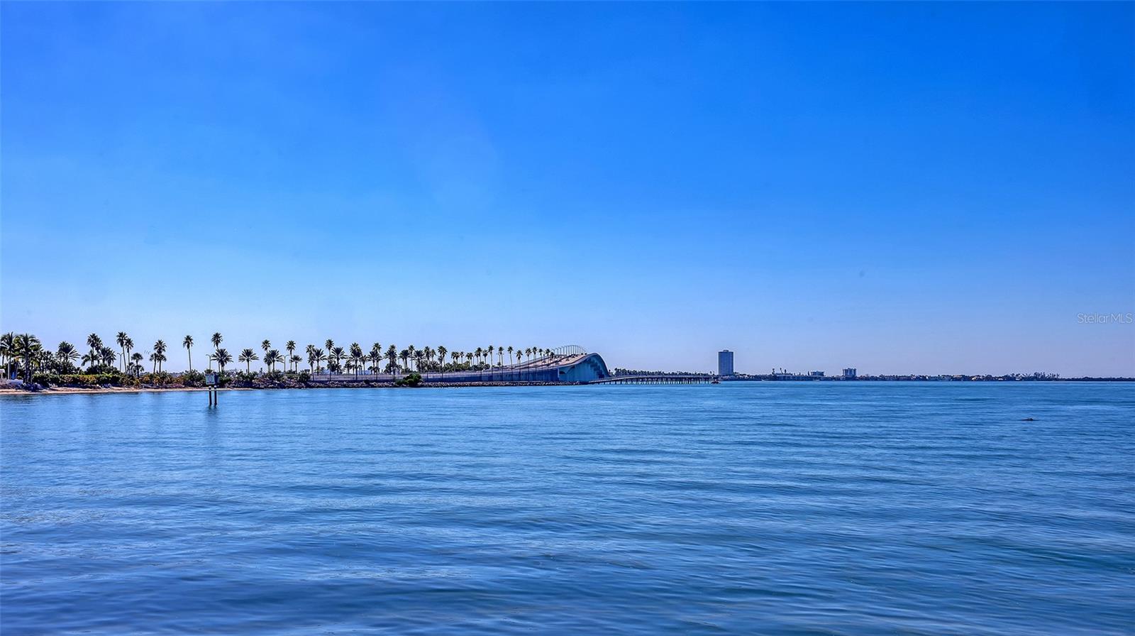 Image 50 of 68 For 888 Boulevard Of The Arts  1401