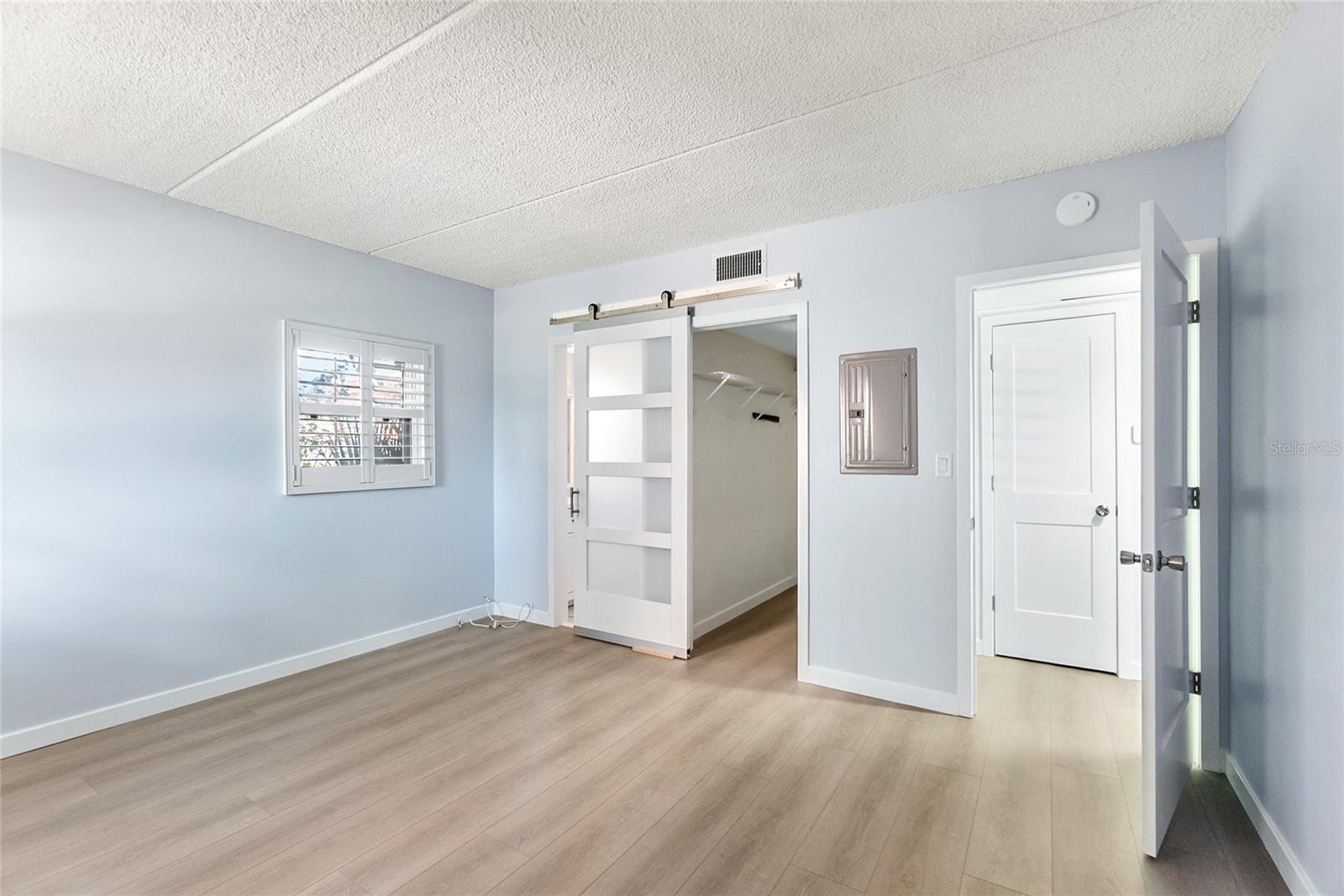 Image 15 of 32 For 1153 Rue Des Rois  1a