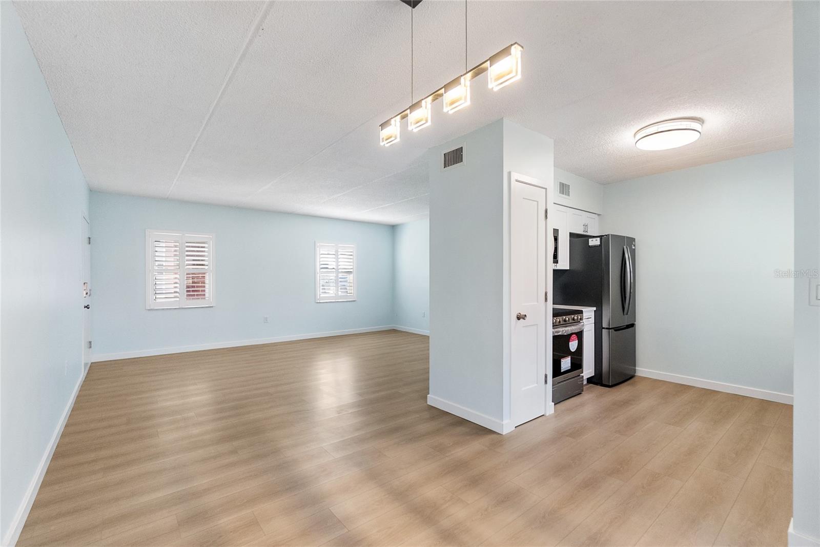 Image 7 of 32 For 1153 Rue Des Rois  1a