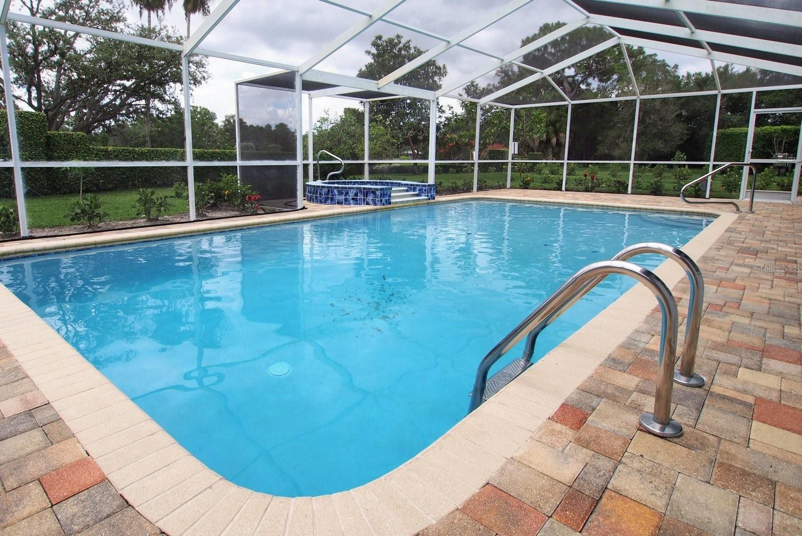 Image 16 of 47 For 9447 Ashley Drive