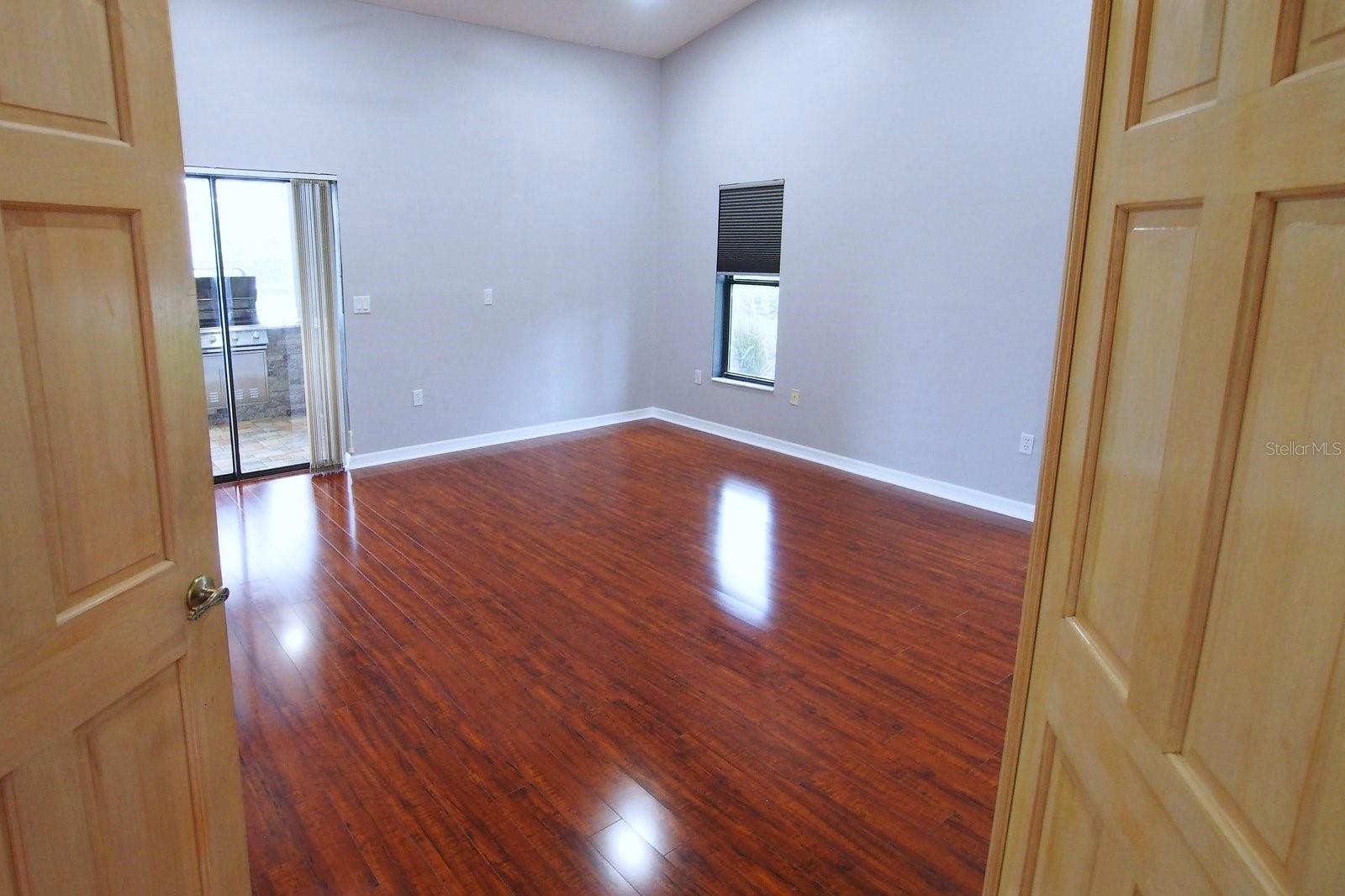 Image 22 of 47 For 9447 Ashley Drive