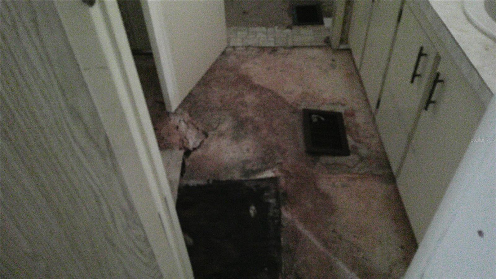 Image 13 of 37 For 6710 36th Avenue E 192