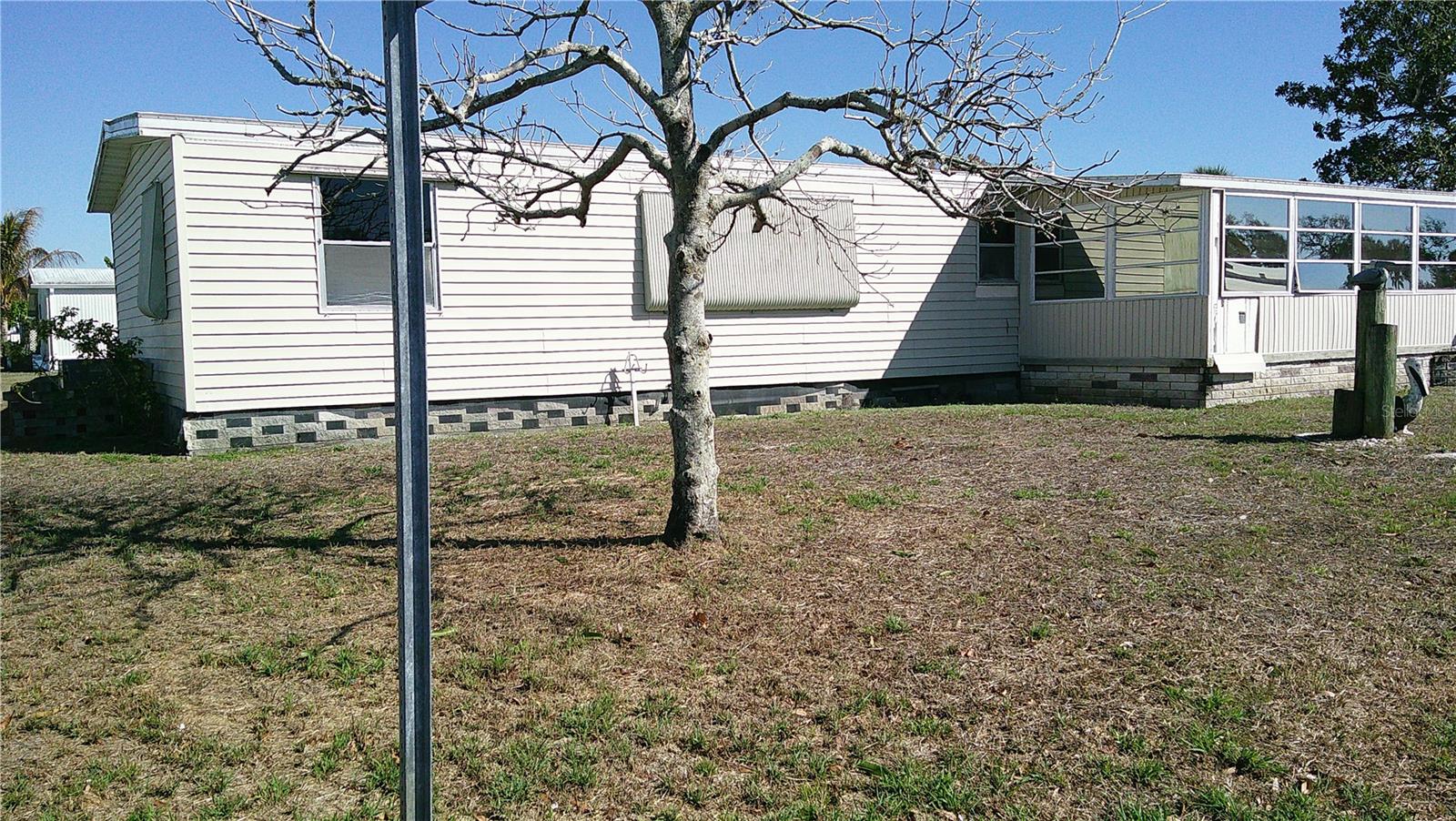 Image 8 of 37 For 6710 36th Avenue E 192