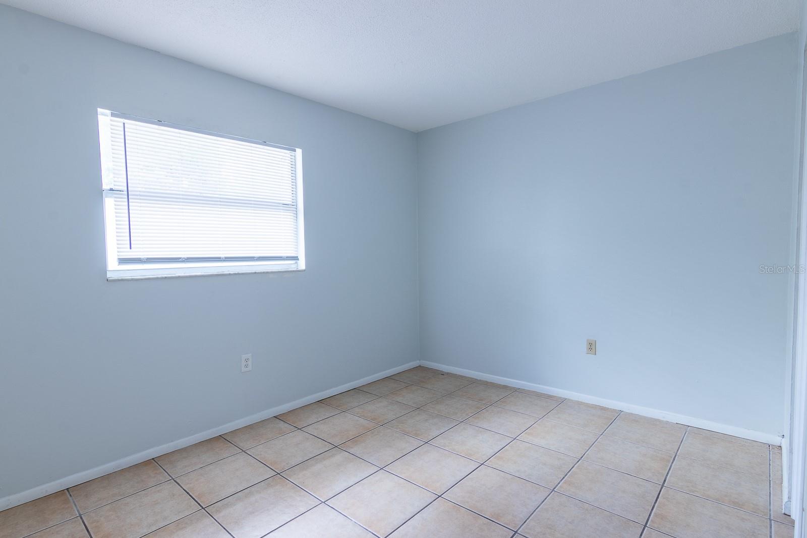 Image 10 of 32 For 1038 25th Street