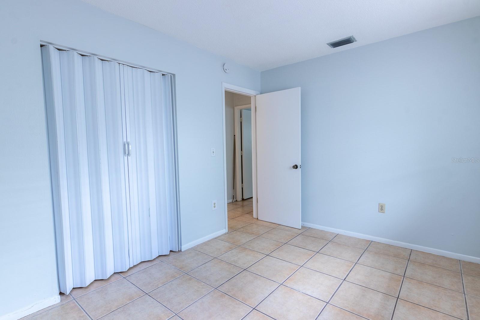 Image 11 of 32 For 1038 25th Street