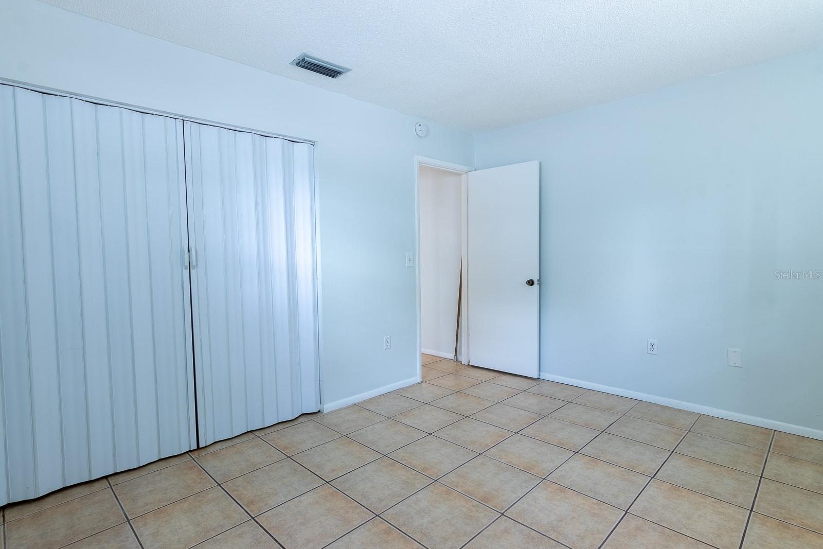 Image 13 of 32 For 1038 25th Street