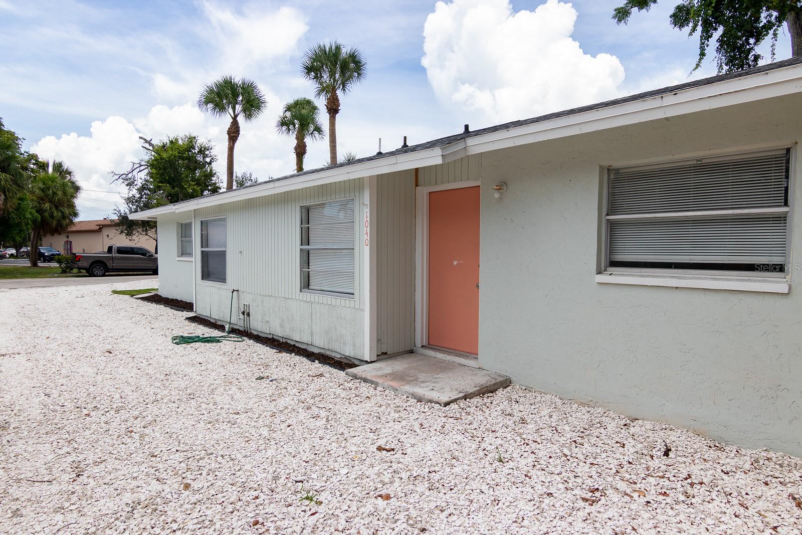 Image 15 of 32 For 1038 25th Street