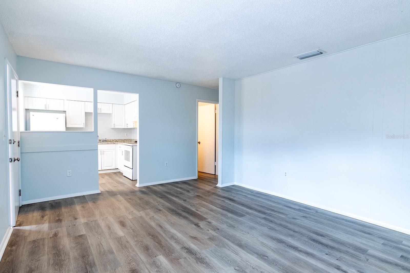 Image 18 of 32 For 1038 25th Street