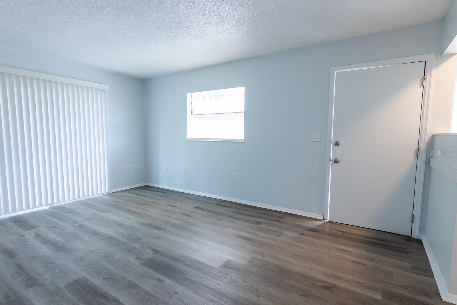 Image 27 of 32 For 1038 25th Street