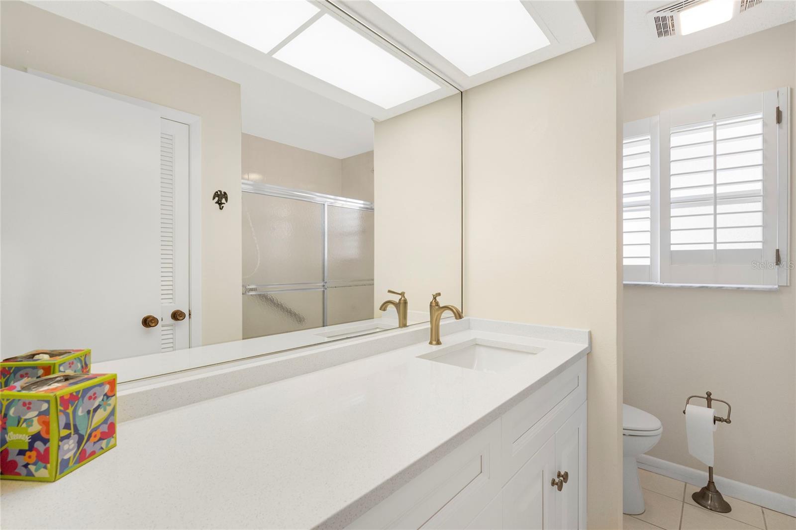 Listing photo id 15 for 928 Gondola Drive