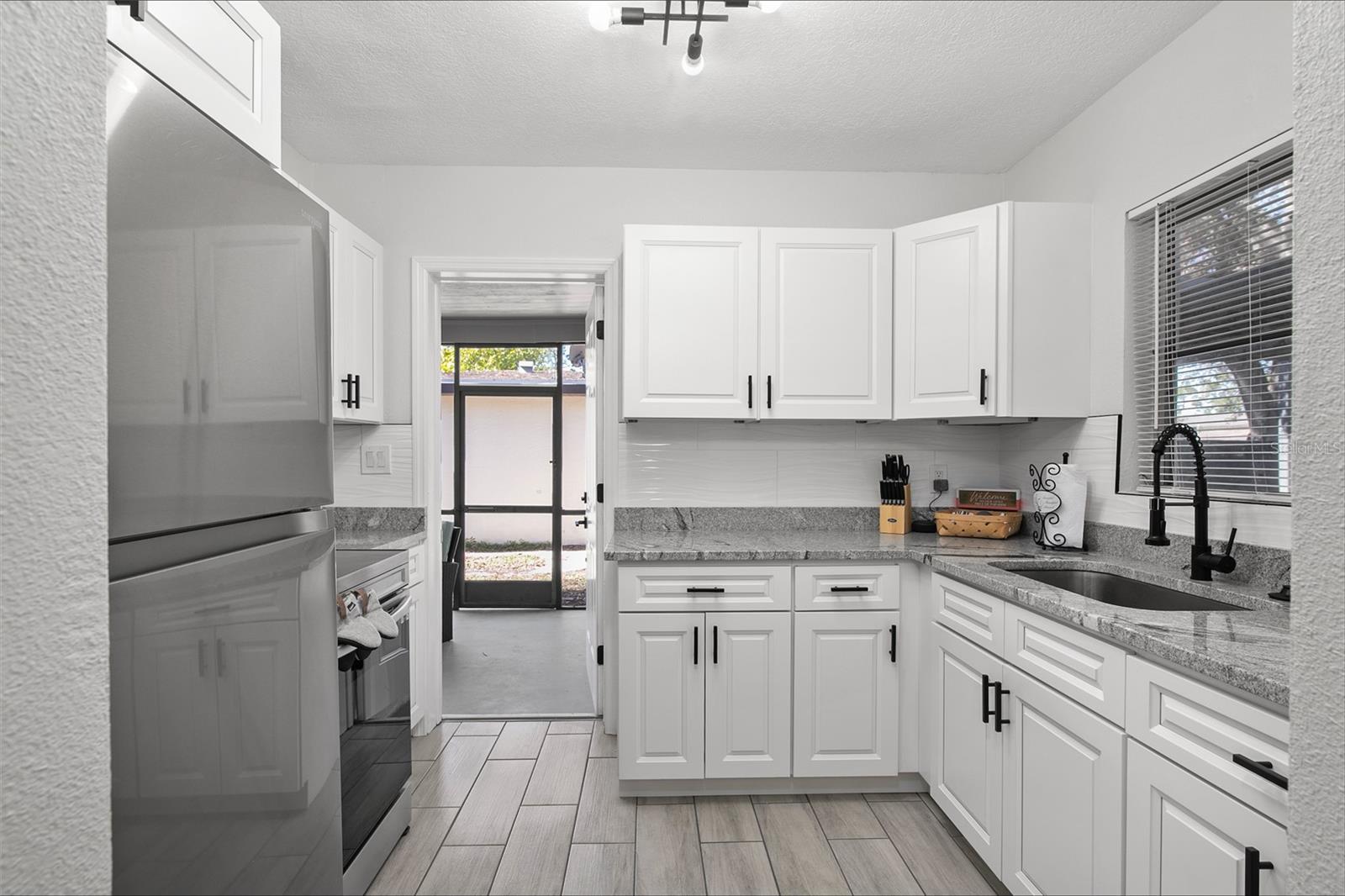 Image 12 of 26 For 2405 48th Avenue W