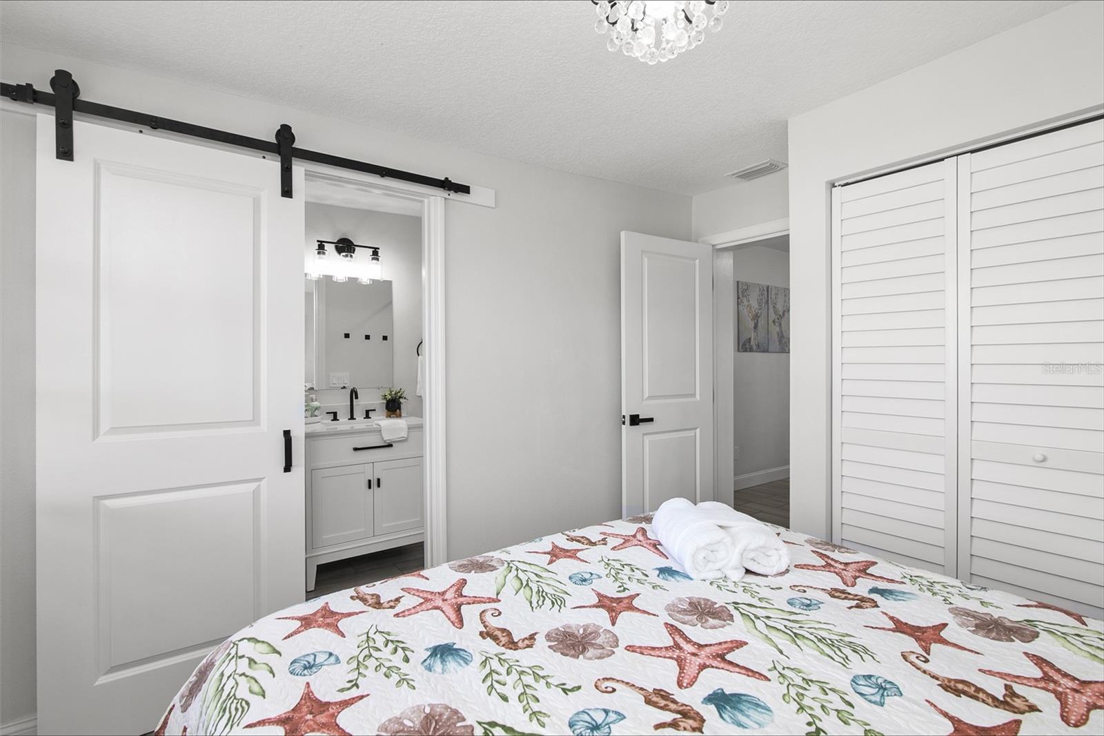 Image 21 of 26 For 2405 48th Avenue W