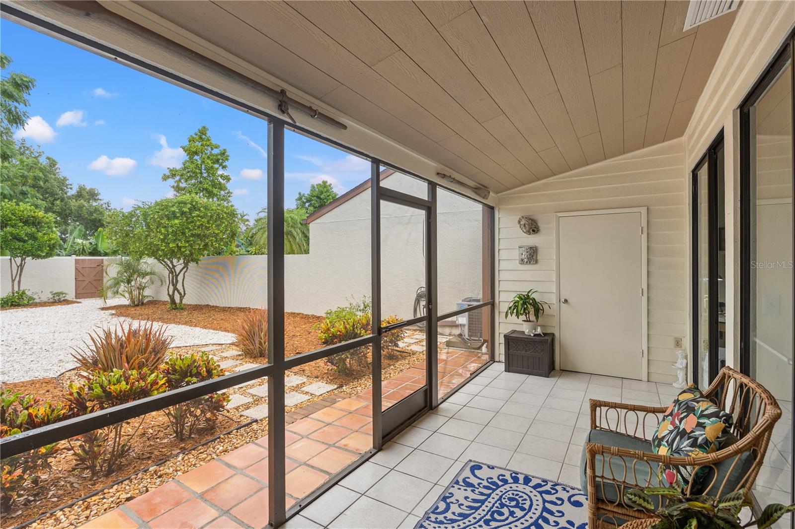 Image 21 of 35 For 4509 Park Lake Terrace N 4509