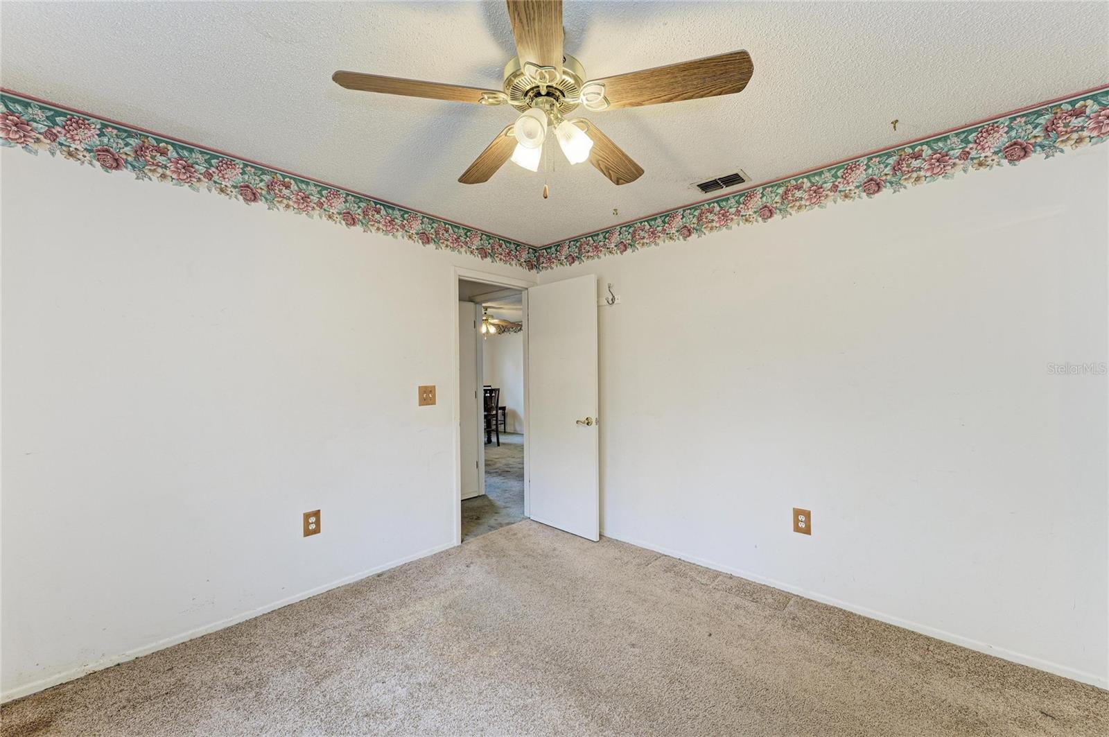 Image 19 of 30 For 5512 82nd Avenue E 3