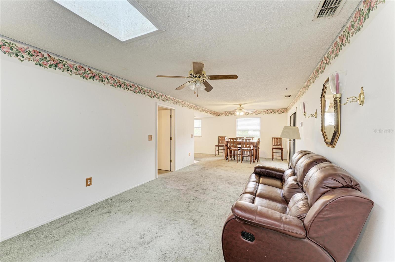 Image 3 of 30 For 5512 82nd Avenue E 3