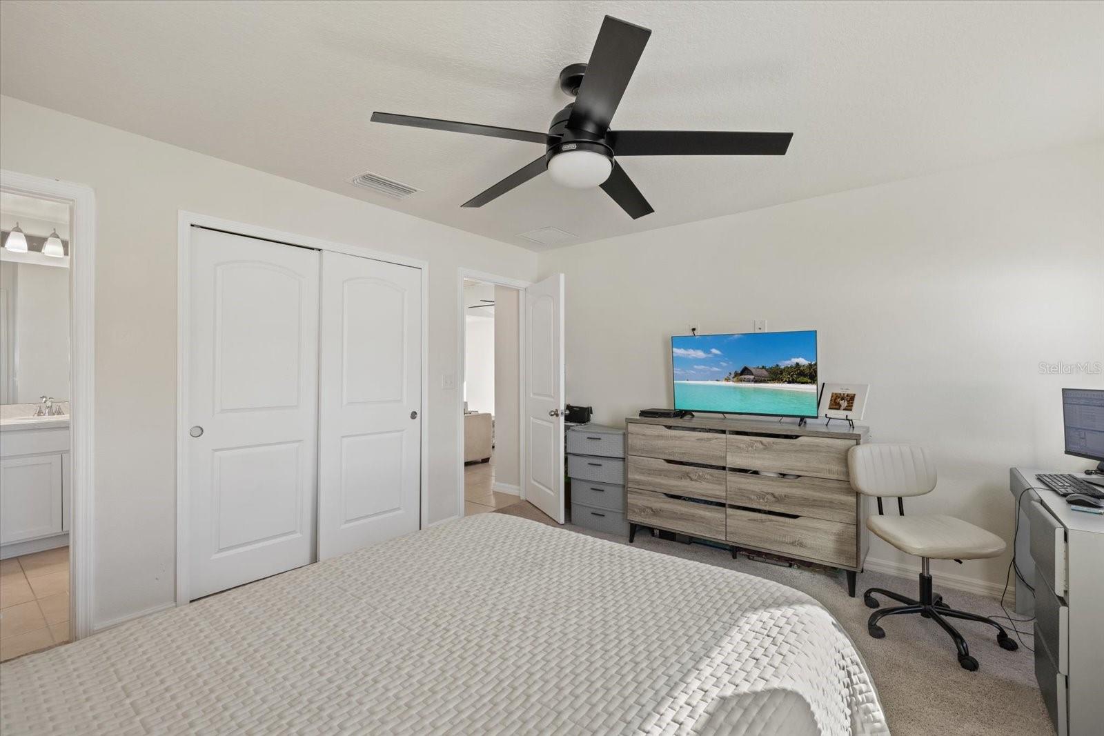 Image 18 of 31 For 9120 Sandy Bluffs Circle