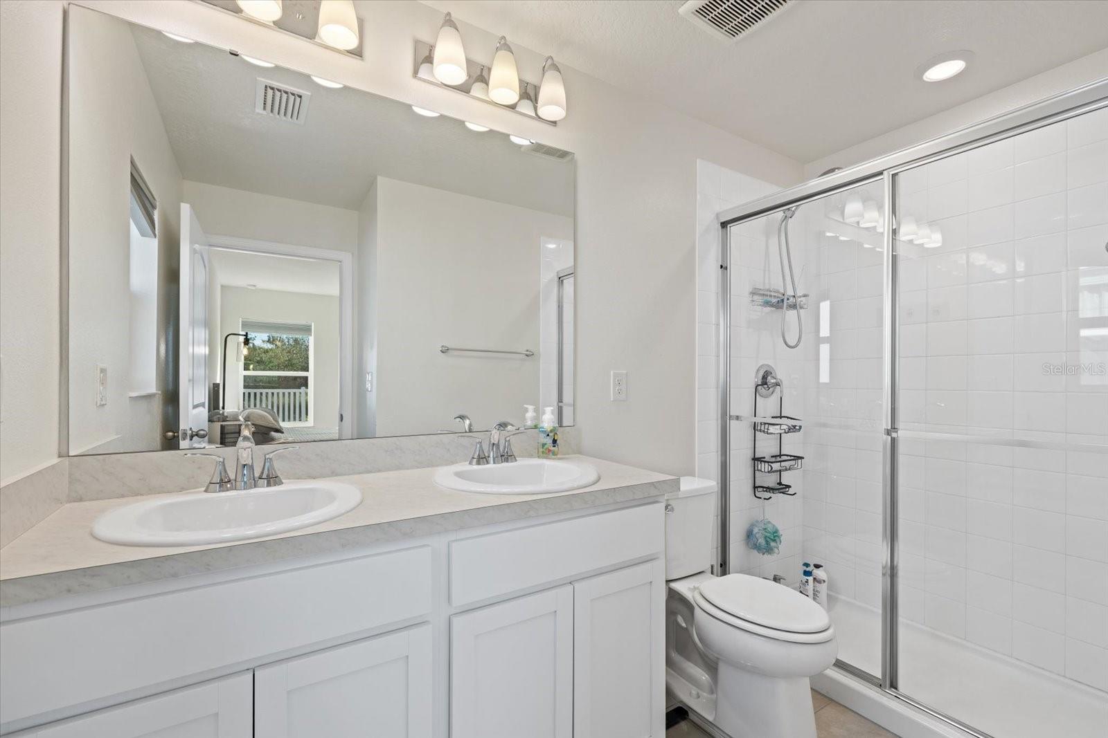 Image 19 of 31 For 9120 Sandy Bluffs Circle