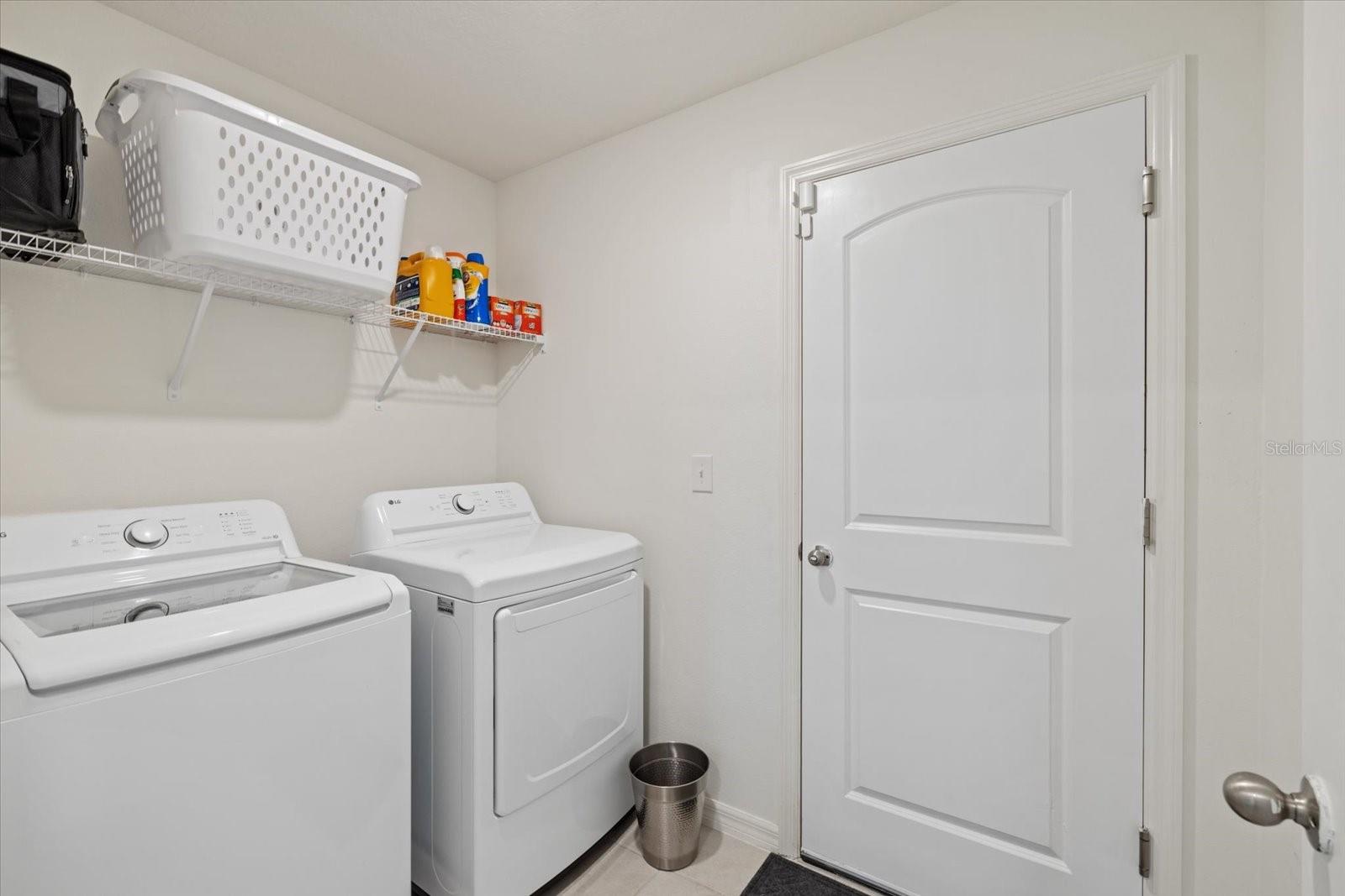 Image 23 of 31 For 9120 Sandy Bluffs Circle