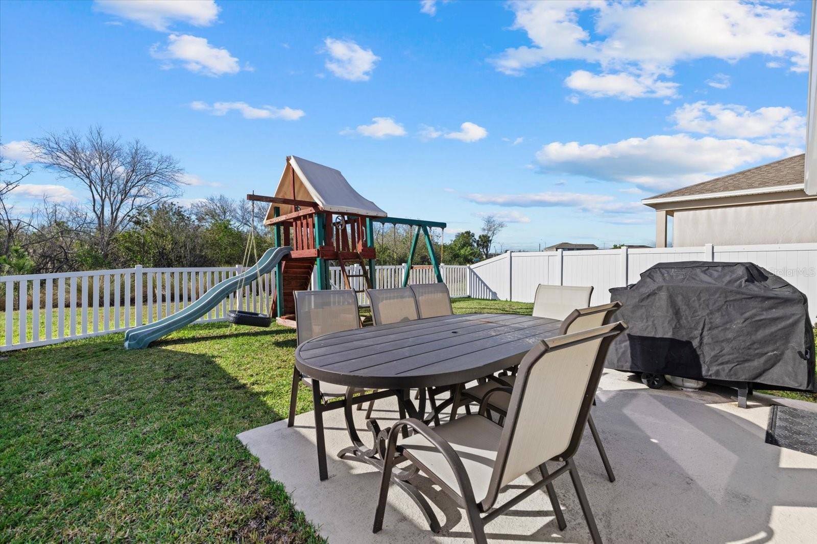 Image 24 of 31 For 9120 Sandy Bluffs Circle