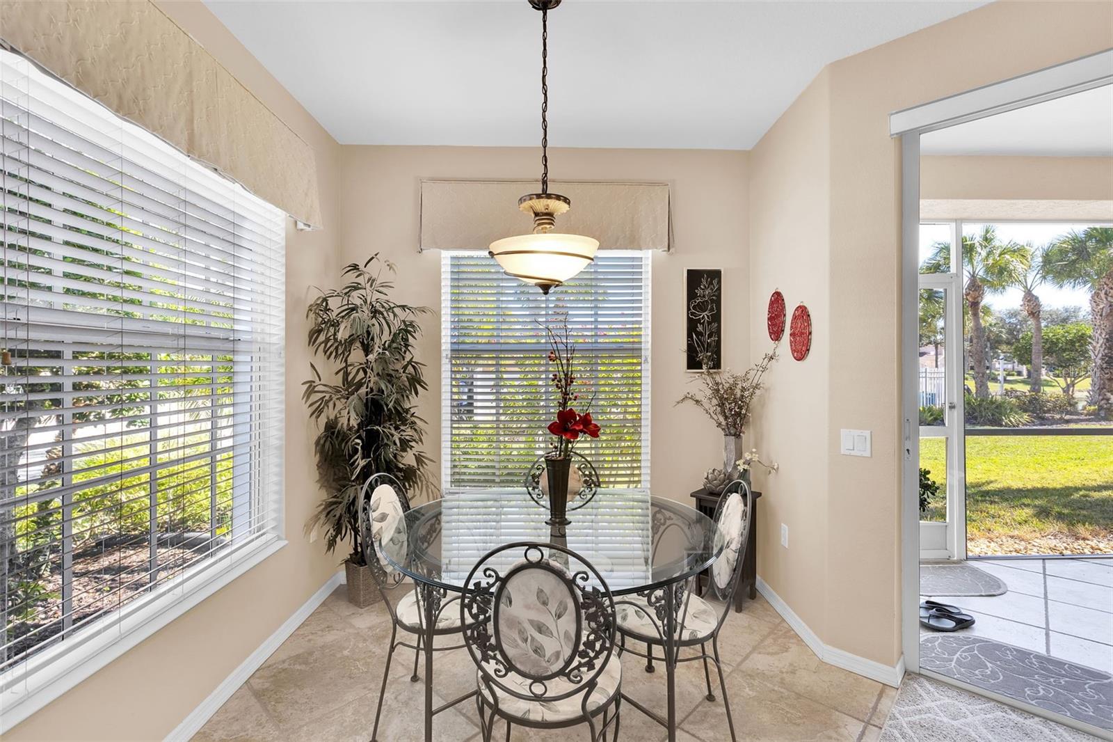 Image 15 of 32 For 4533 Cinnamon Drive 2707